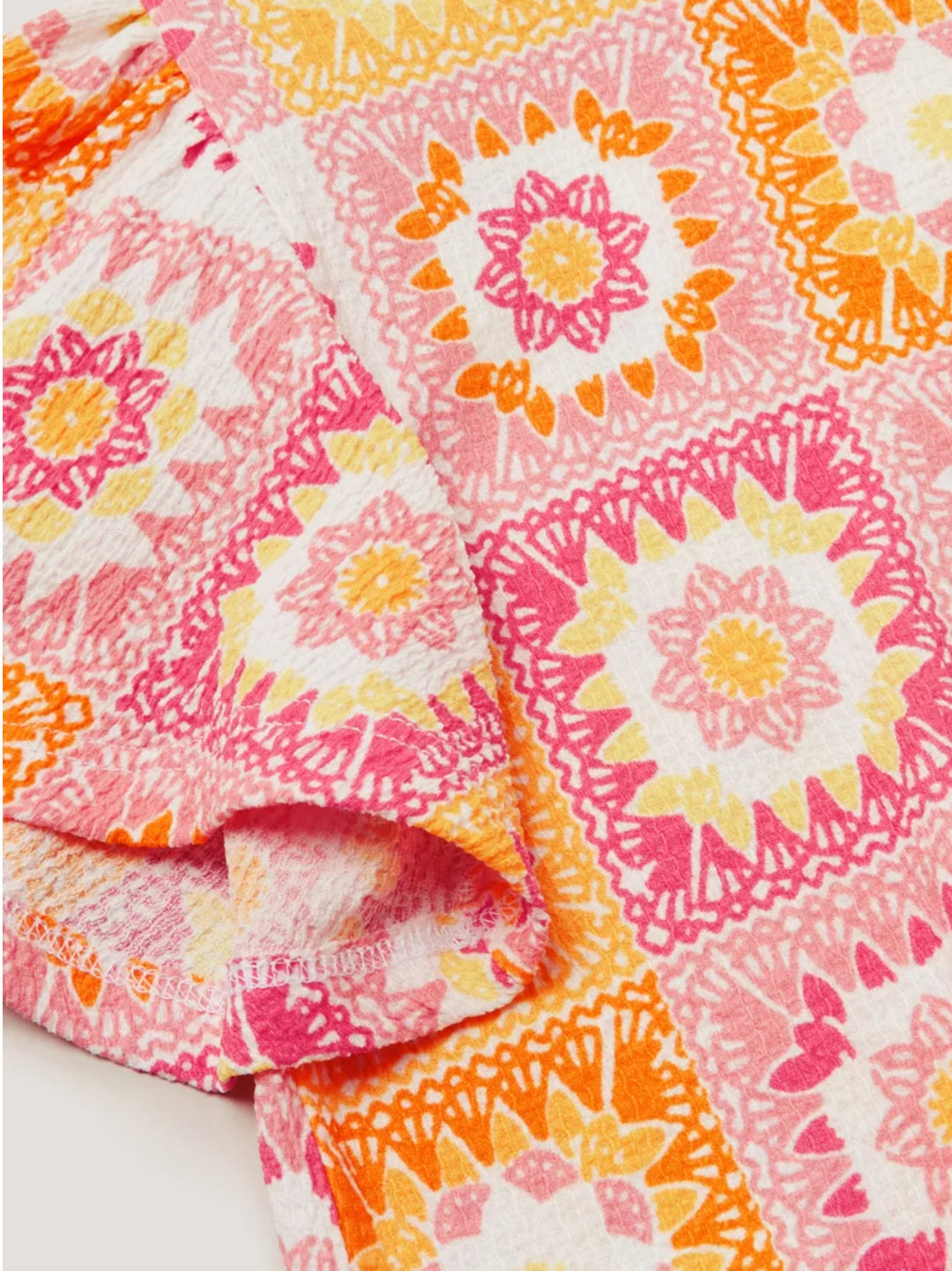 Girls crinkle top